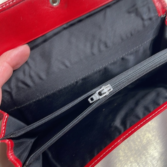 Vintage Y2K Holt Renfrew Buckled Red Genuine Leather Wallet Cards Coins - Picture 7 of 11